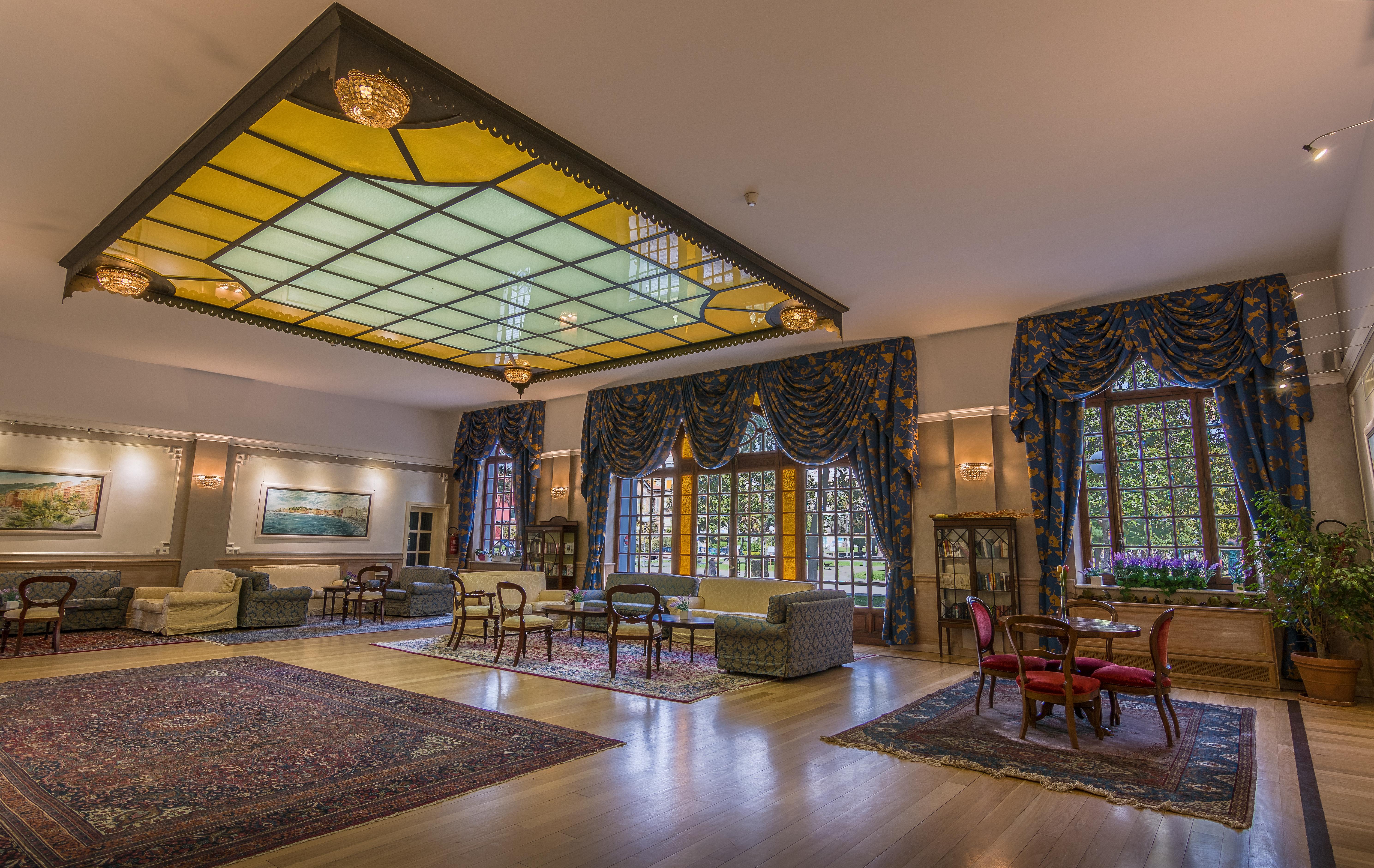 Grande Albergo Сестри-Леванте Экстерьер фото