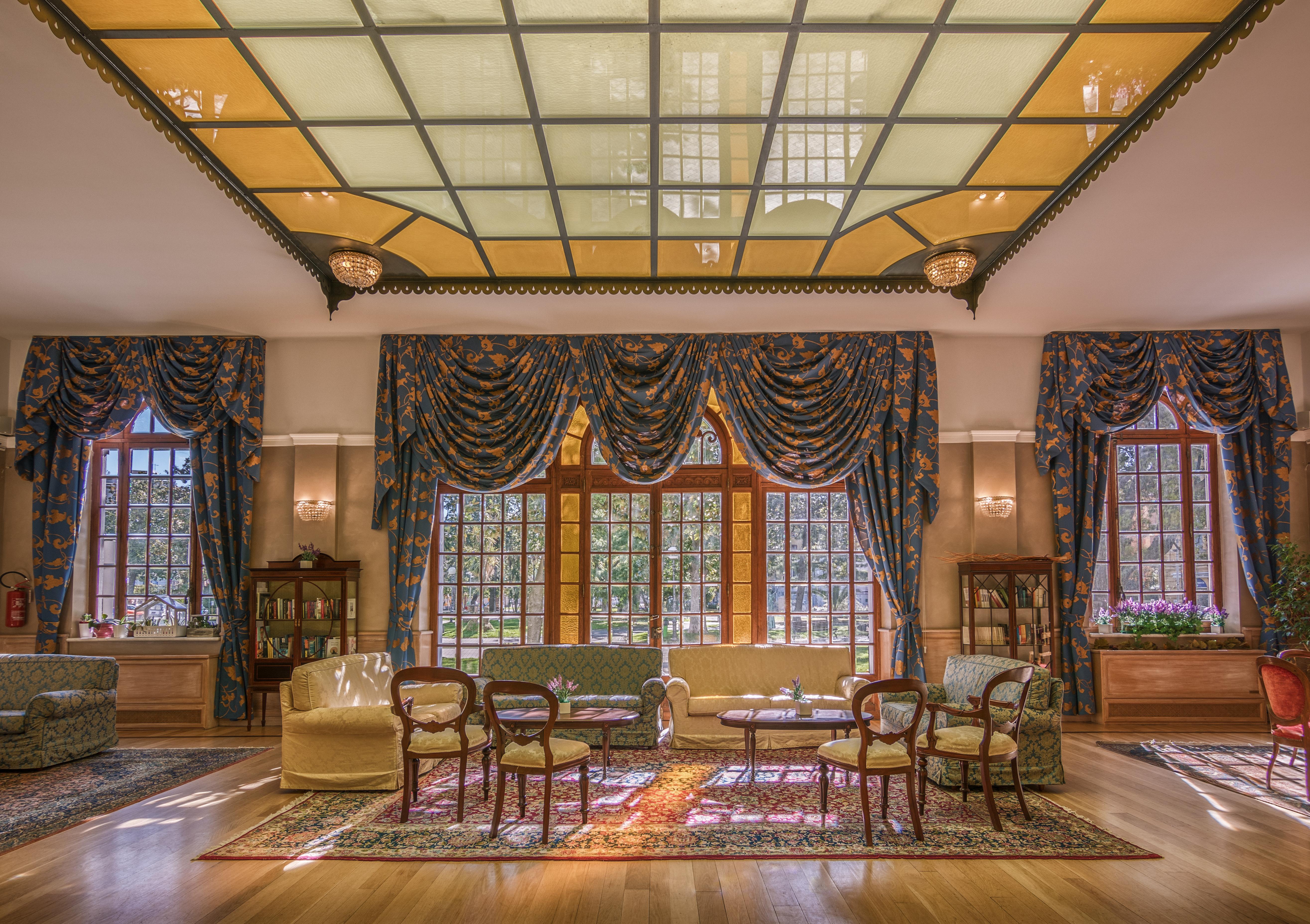 Grande Albergo Сестри-Леванте Экстерьер фото